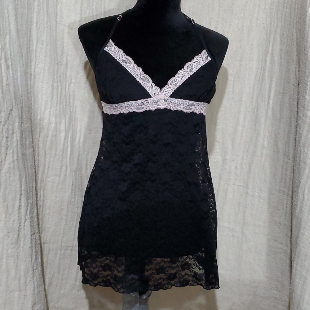 Cosmopolitan Lace Nightie